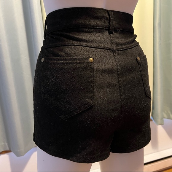 Denim short - Picture 2 of 7